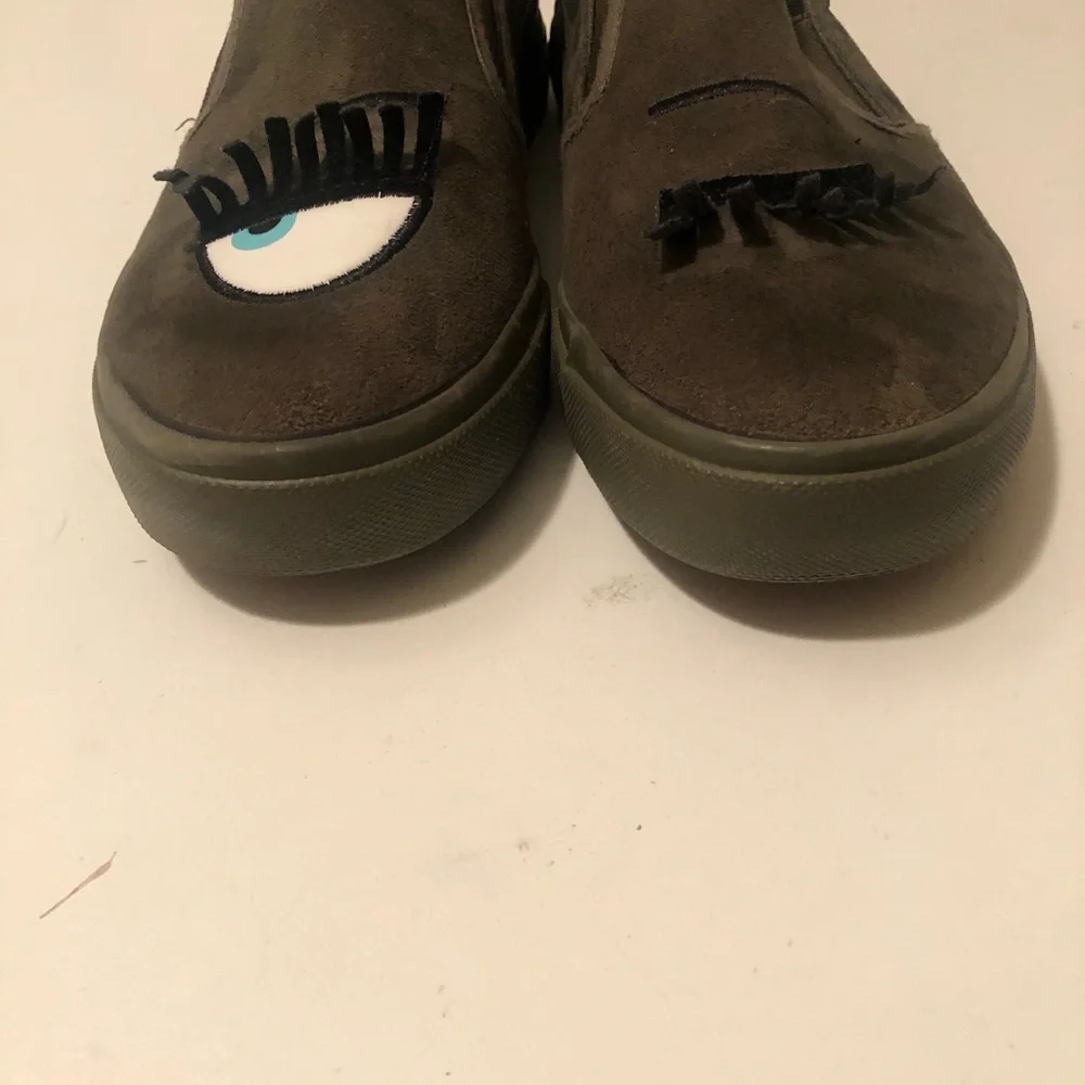 Via Pinky adorable shoes. Open and close eyes. - Picture 10 of 11